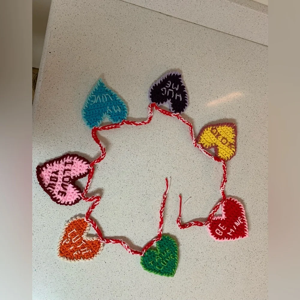 Valentines Hearts Conversation Garland New Handmade Crochet